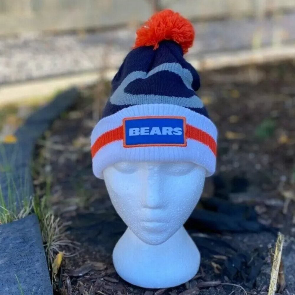 Chicago Bears Beanie Hat Cap Knit Toque Navy Blue Budweiser Beer Sports POM Top